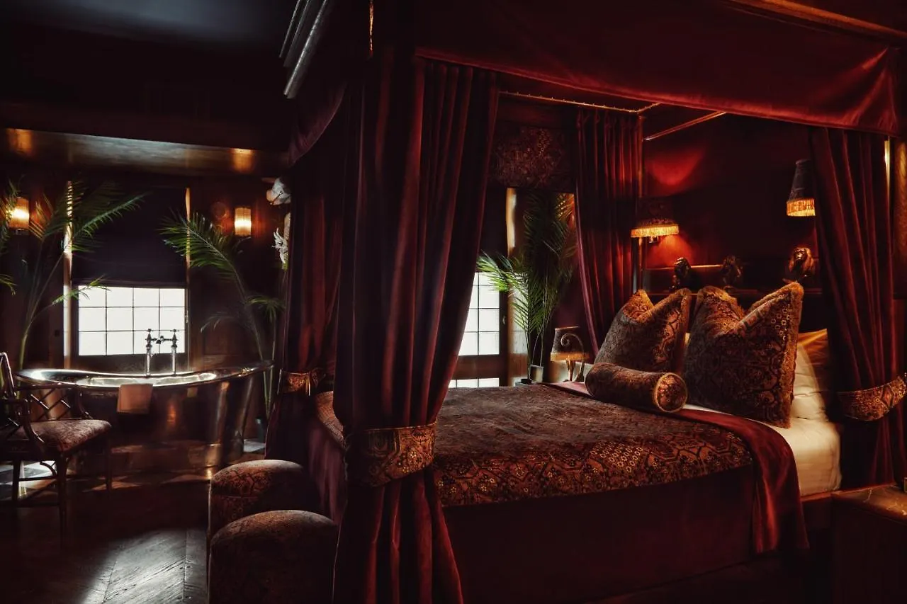 House Of Gods Royal Mile Hotel Edinburgh